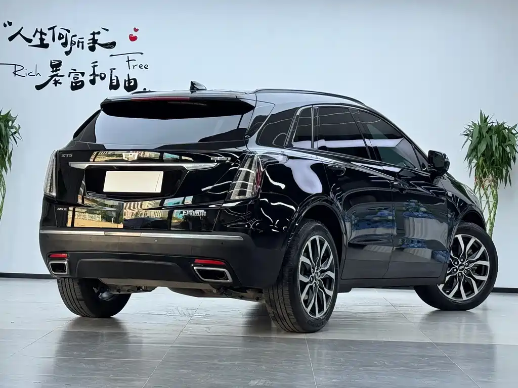 Cadillac XT5 — фото 3