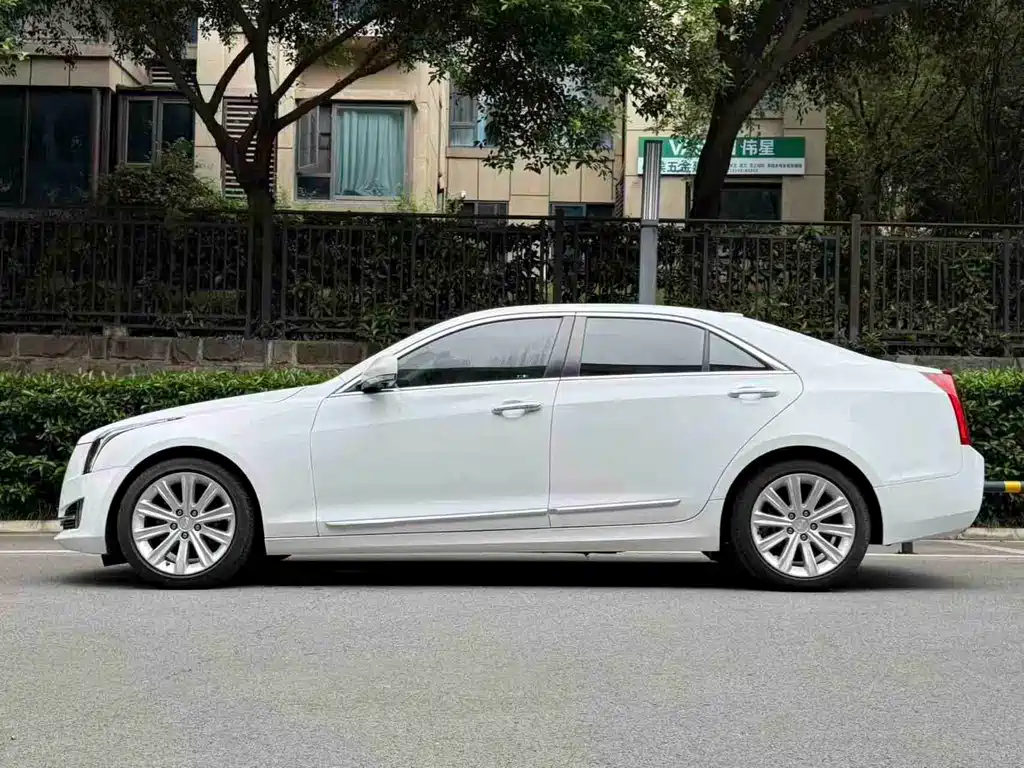Cadillac ATS-L — фото 6