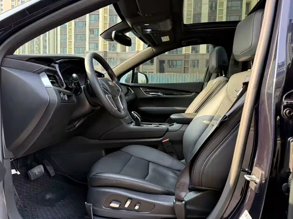 Cadillac XT5 — фото 4