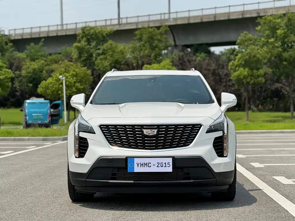 Cadillac XT4 — фото 2