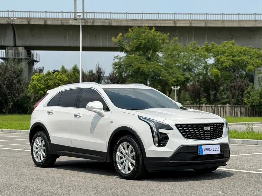 Cadillac XT4 — фото 3