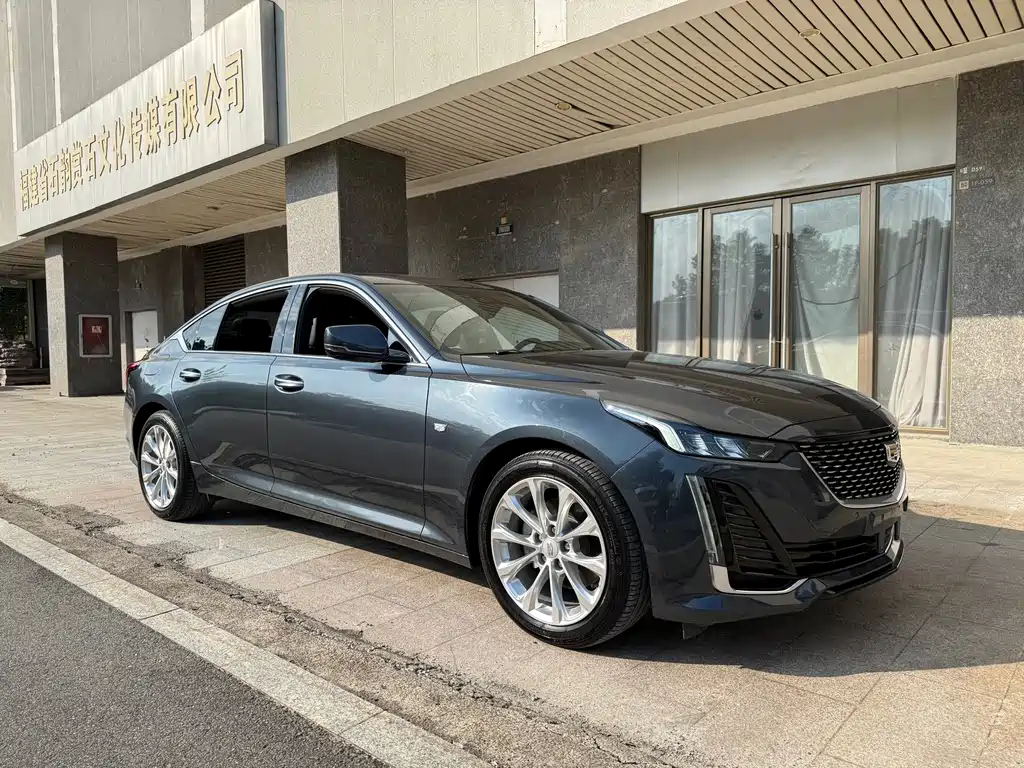 Cadillac CT5 — фото 3