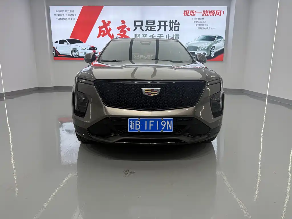 Cadillac XT4 — фото 4