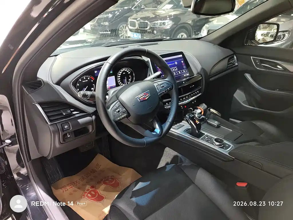 Cadillac CT5 — фото 4