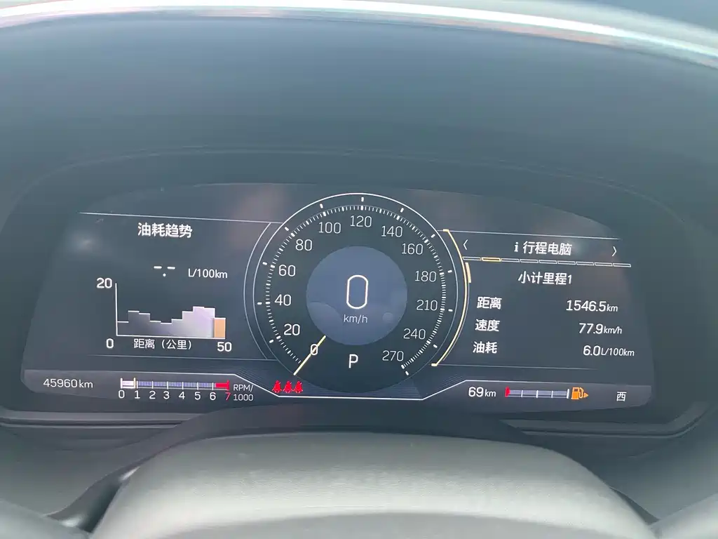 Cadillac CT5 — фото 29