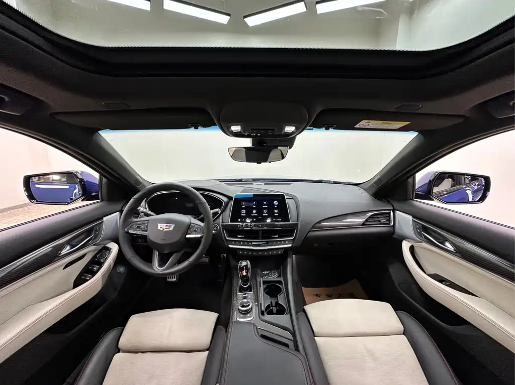 Cadillac CT5 — фото 5