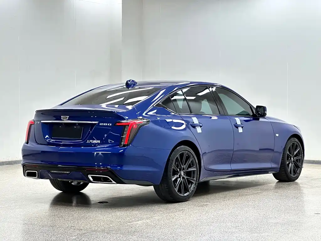 Cadillac CT5 — фото 7