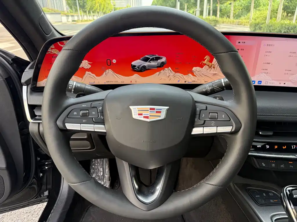 Cadillac CT5 — фото 6