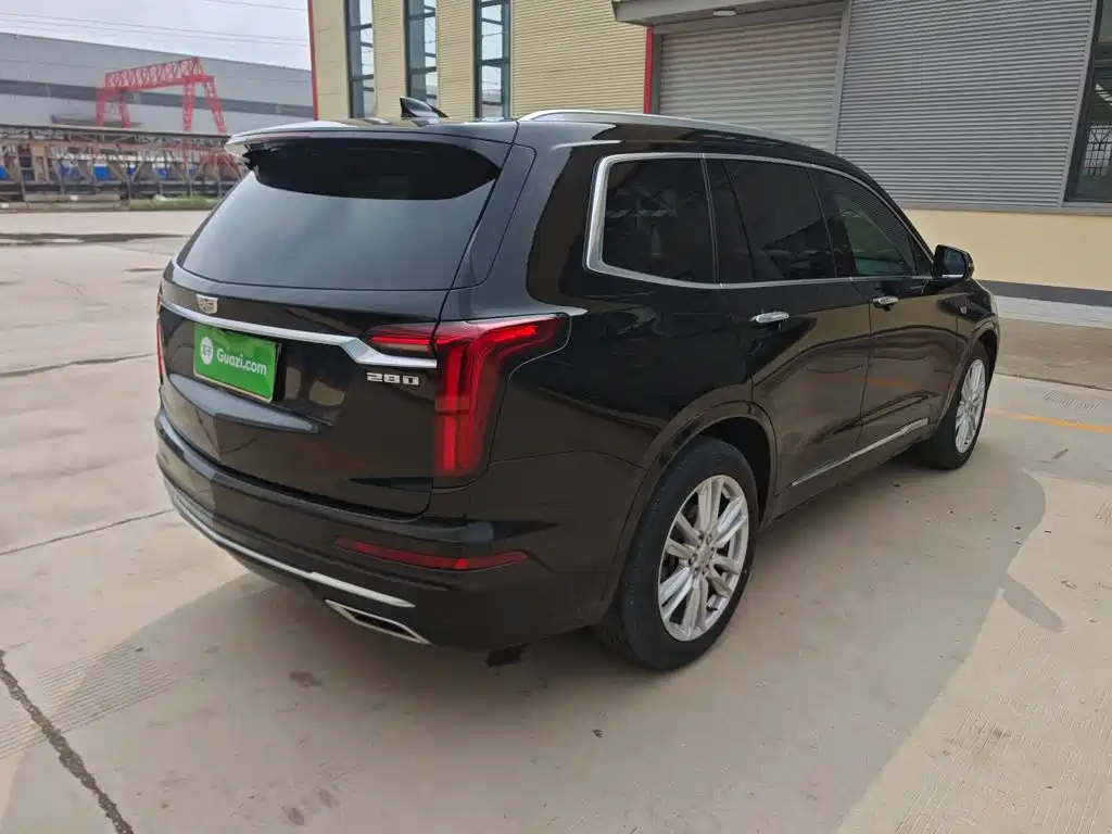 Cadillac XT6 — фото 5