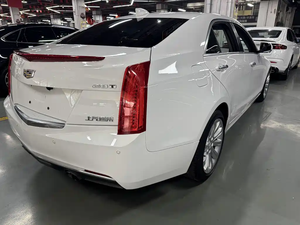 Cadillac ATS-L — фото 13
