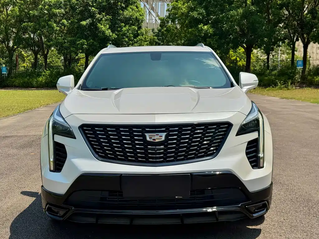 Cadillac XT4 — фото 2