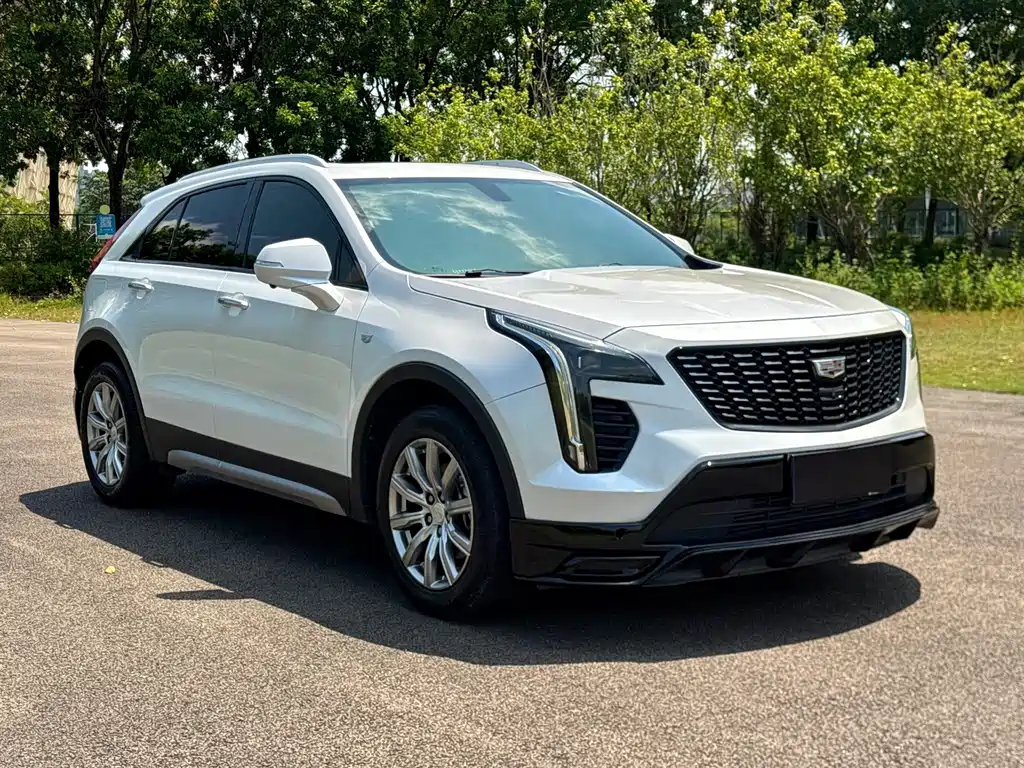 Cadillac XT4 — фото 3