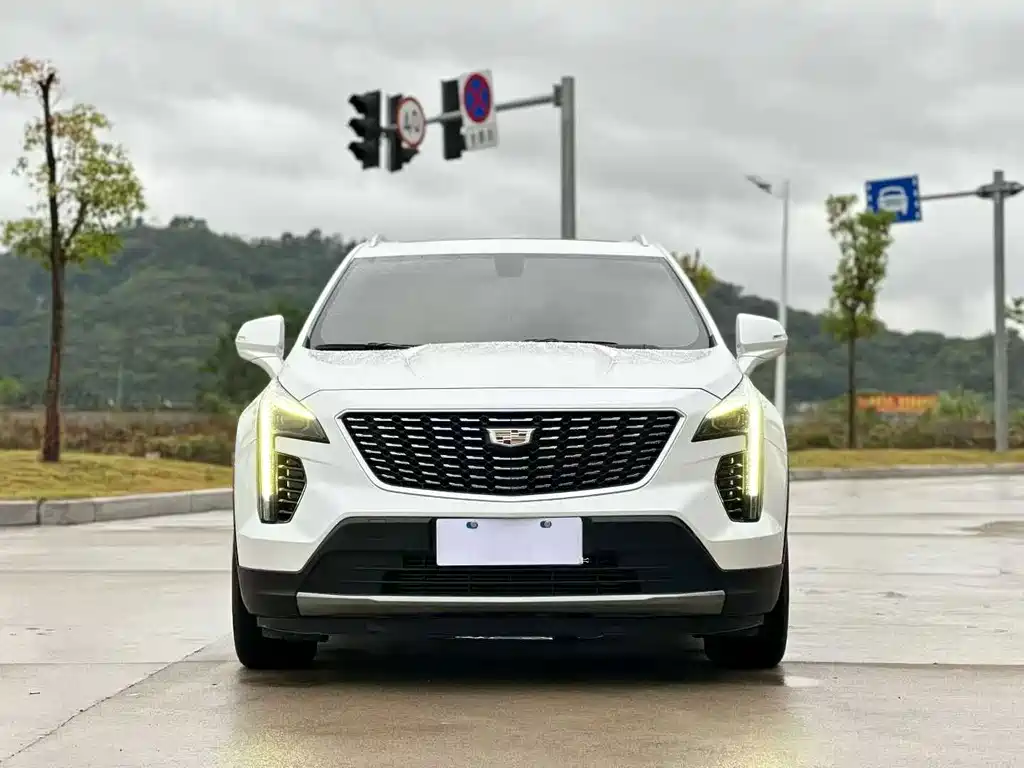 Cadillac XT4 — фото 2