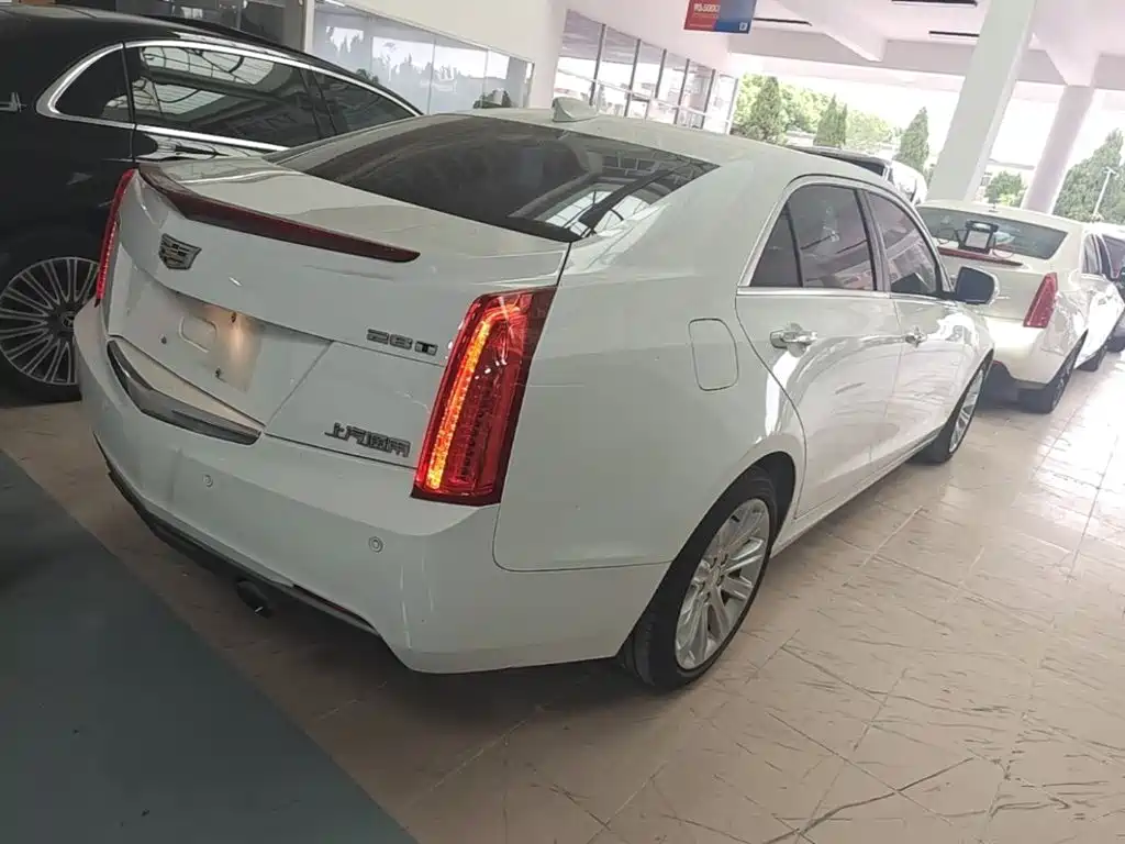 Cadillac ATS-L — фото 7