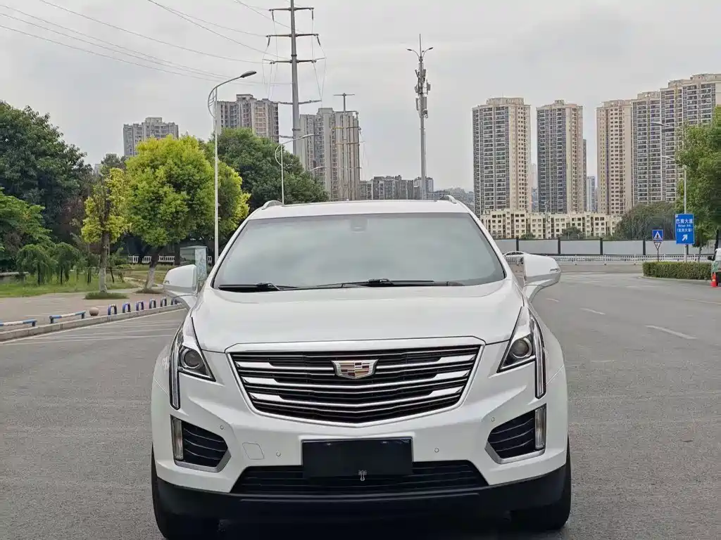 Cadillac XT5 — фото 2
