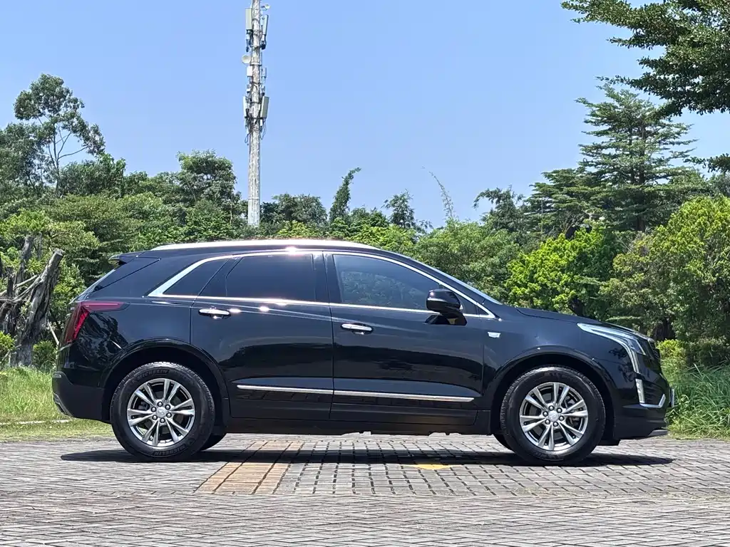 Cadillac XT5 — фото 6