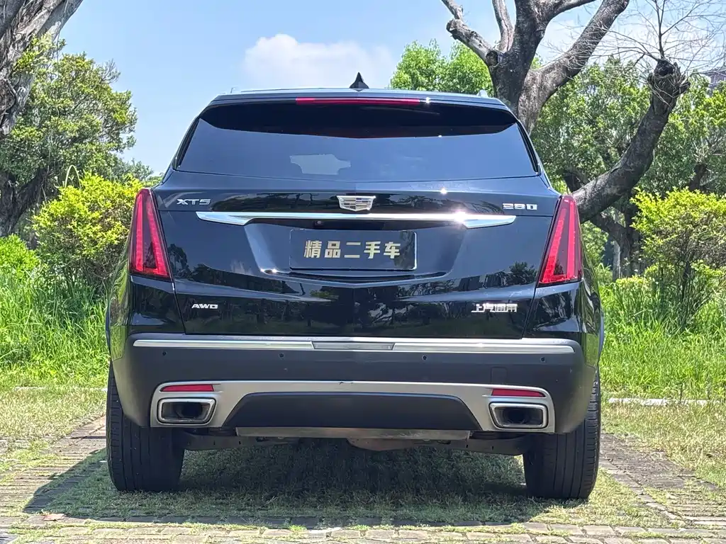 Cadillac XT5 — фото 9