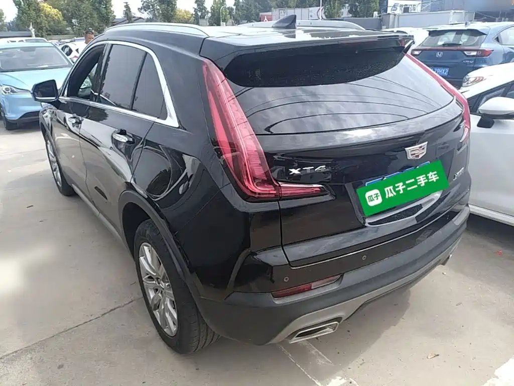 Cadillac XT4 — фото 5