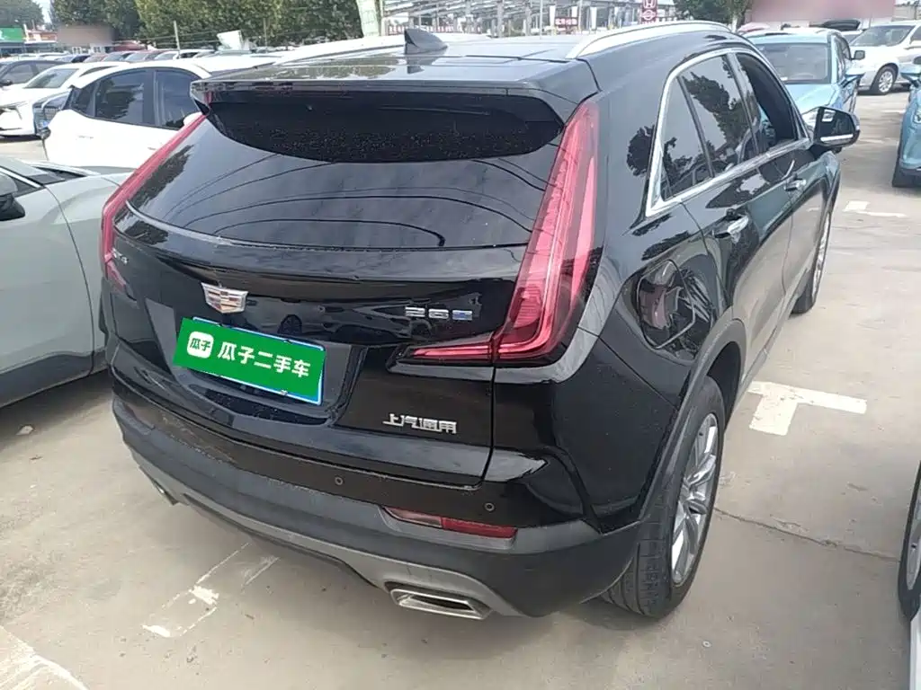 Cadillac XT4 — фото 7