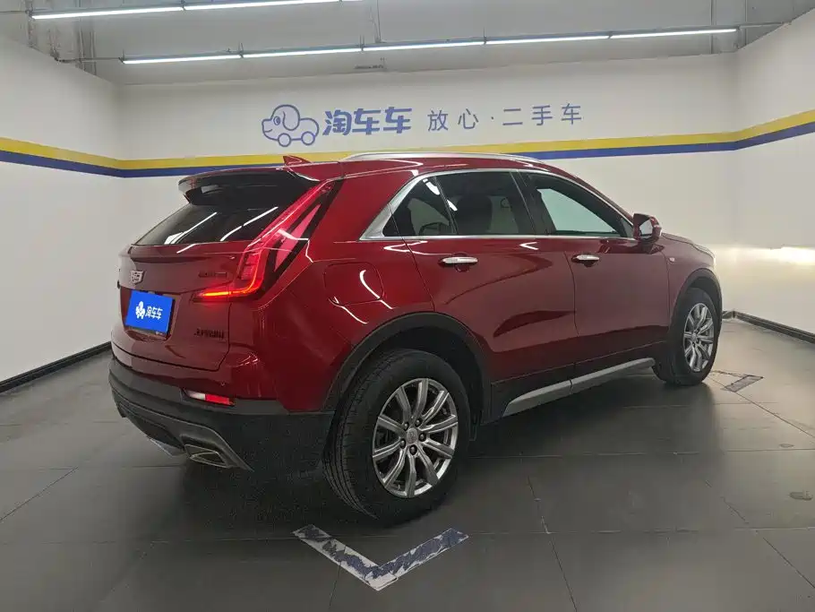 Cadillac XT4 — фото 3