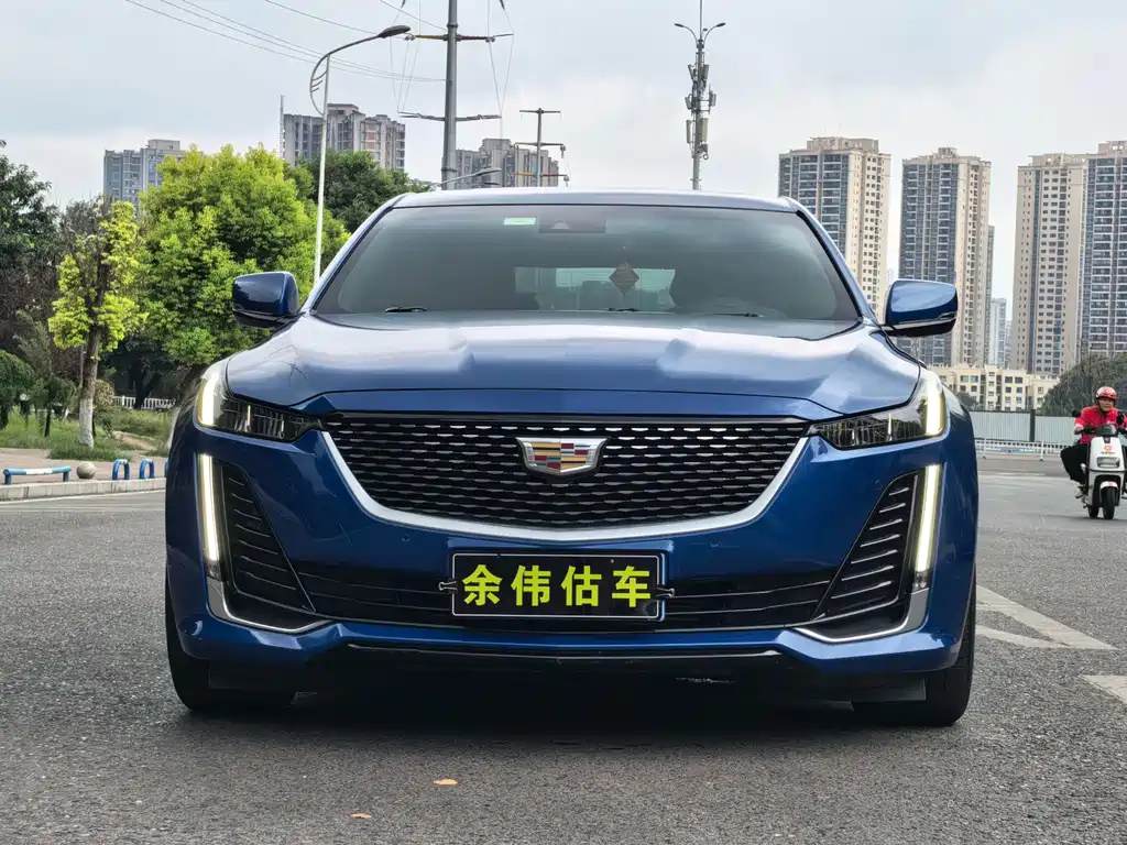Cadillac CT5 — фото 2