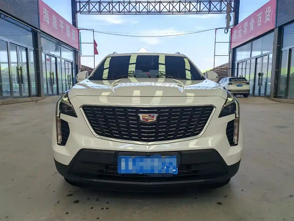 Cadillac XT4 — фото 2