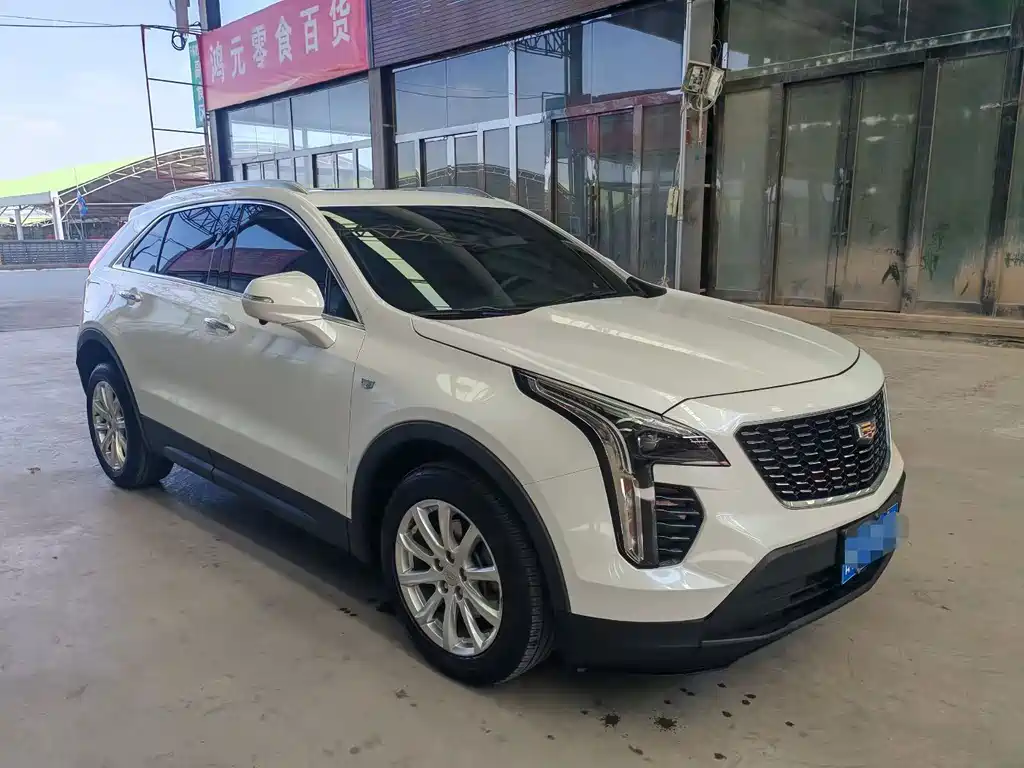 Cadillac XT4 — фото 3