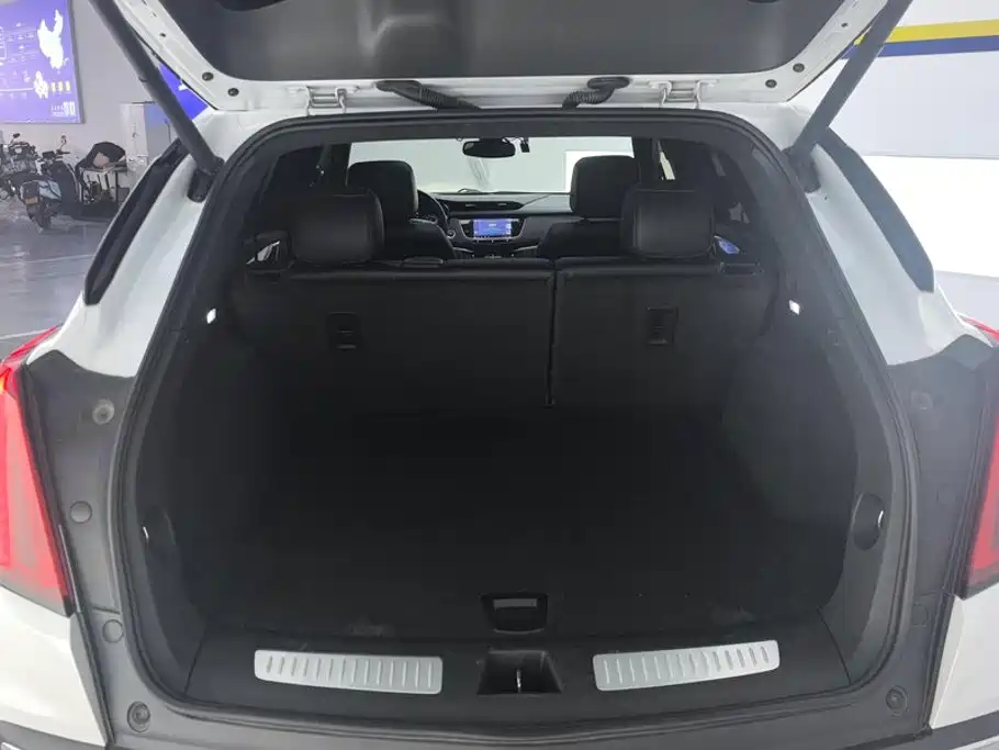 Cadillac XT5 — фото 4