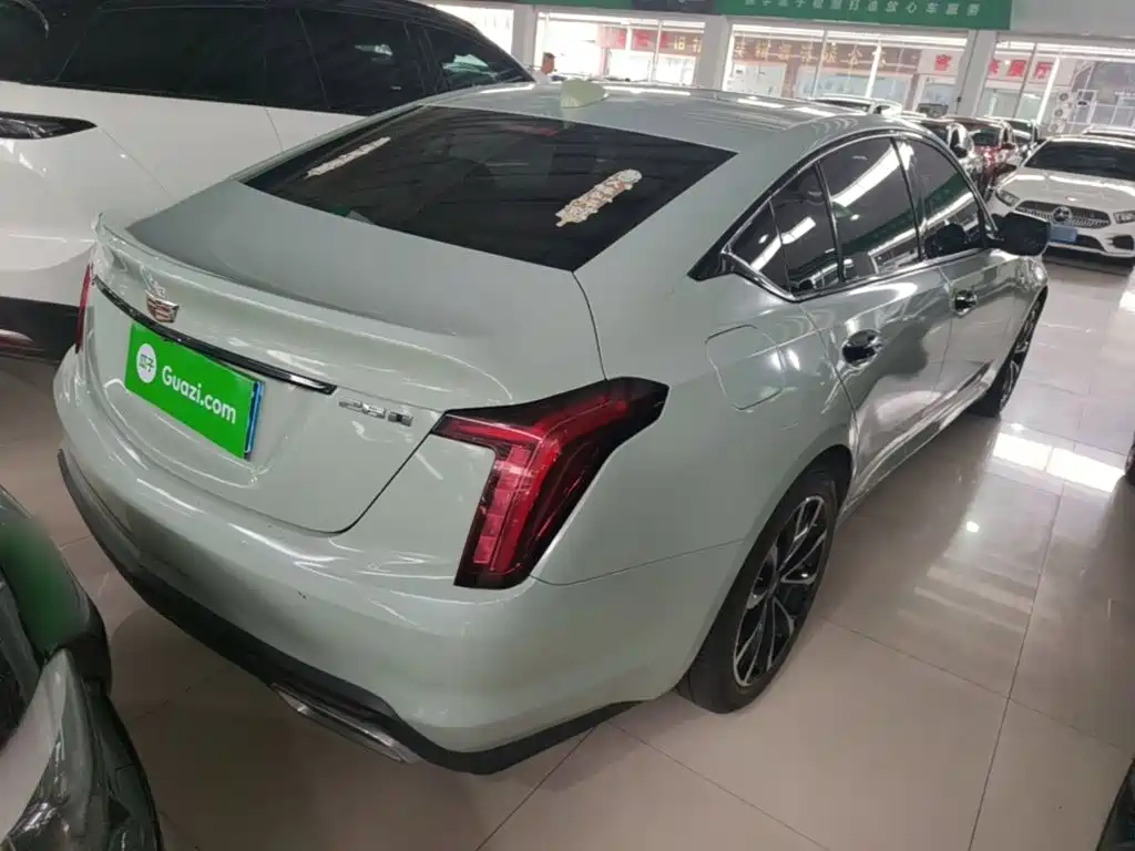 Cadillac CT5 — фото 7