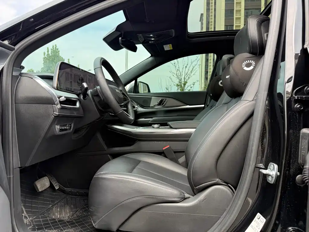 Cadillac XT5 — фото 6