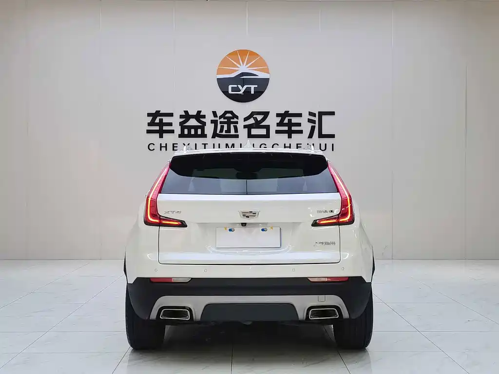 Cadillac XT4 — фото 21