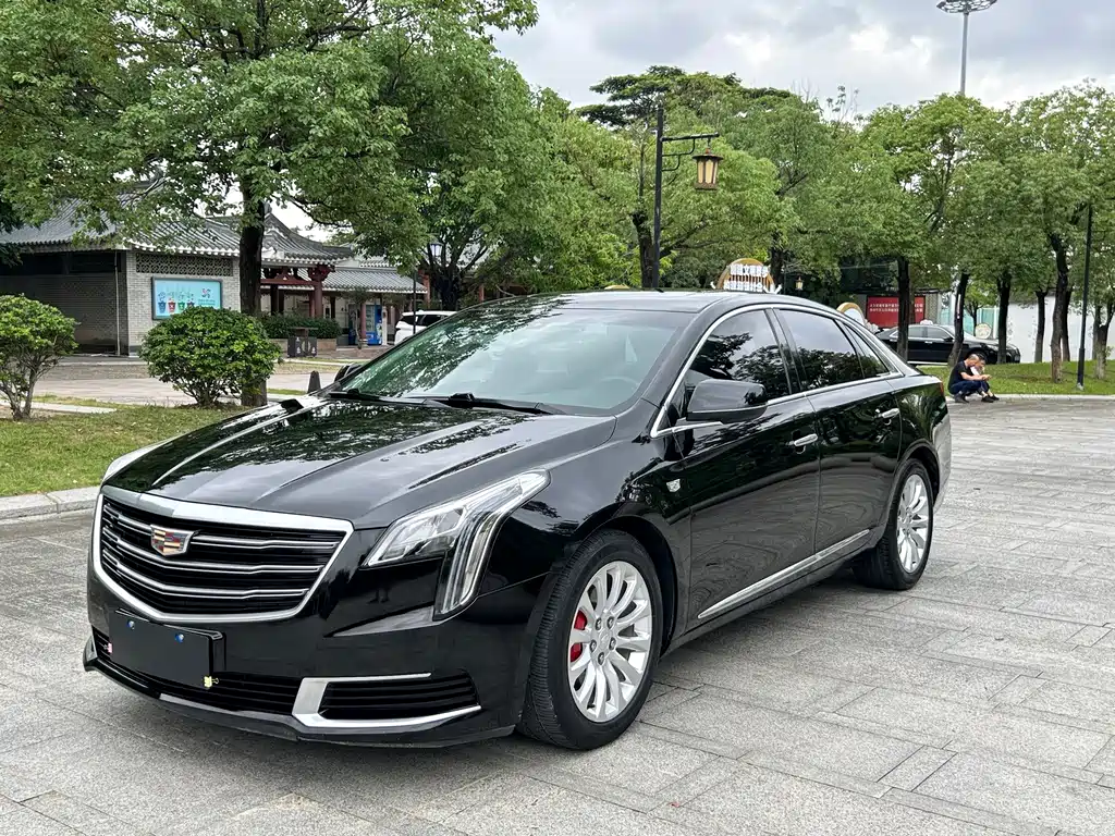Cadillac XTS — фото 3