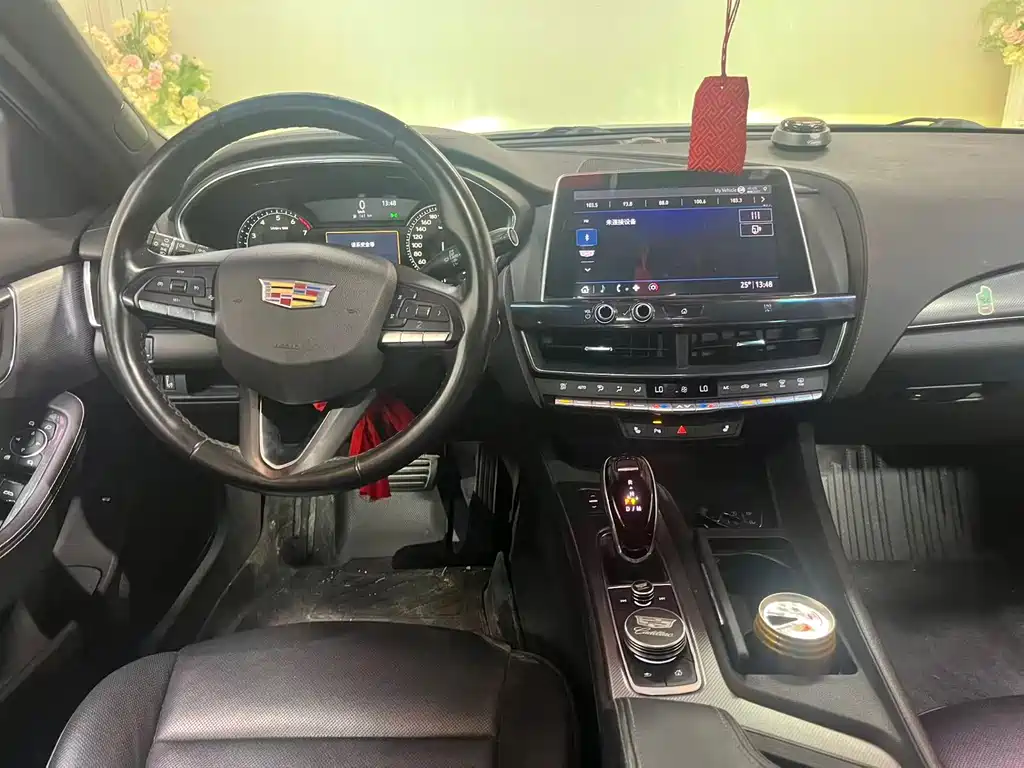 Cadillac CT5 — фото 6