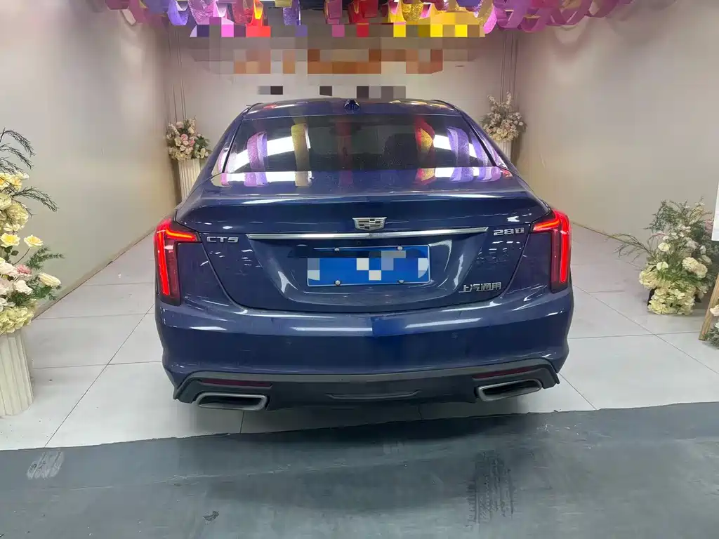 Cadillac CT5 — фото 8