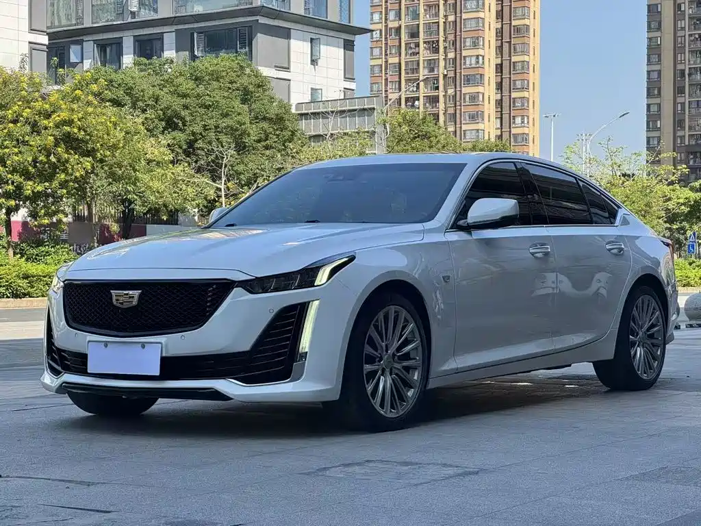 Cadillac CT5 — фото 3