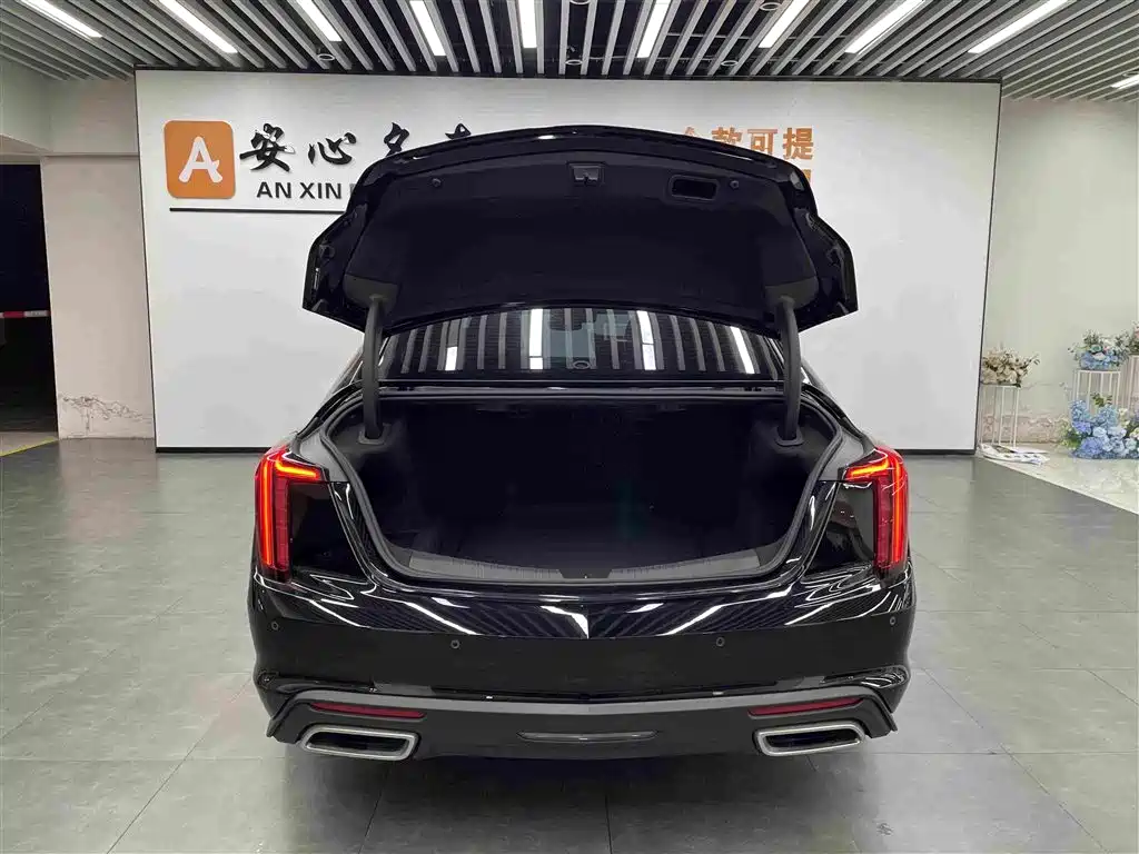 Cadillac CT5 — фото 5