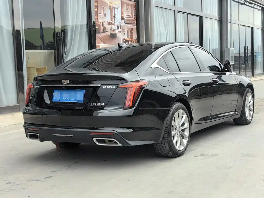 Cadillac CT5 — фото 6