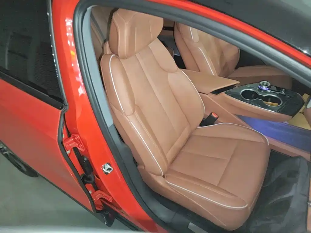 Cadillac IQ — фото 25