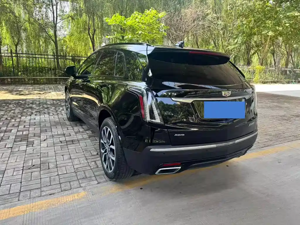 Cadillac XT5 — фото 6