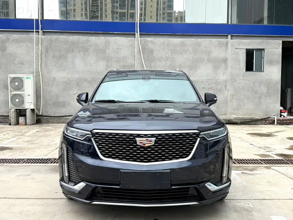 Cadillac XT6 — фото 2