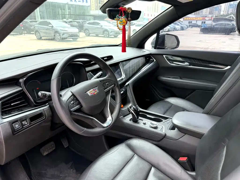 Cadillac XT6 — фото 4