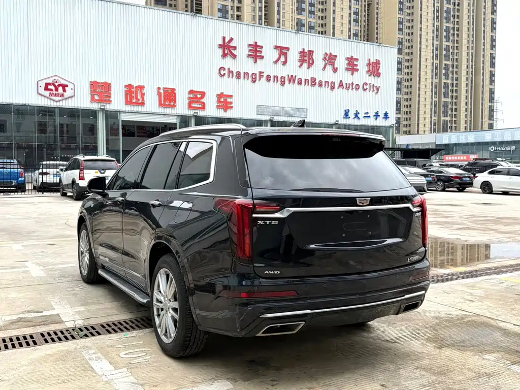 Cadillac XT6 — фото 9