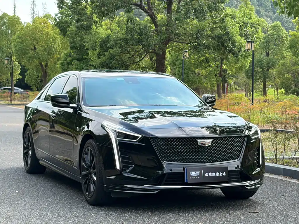 Cadillac CT6 — фото 9