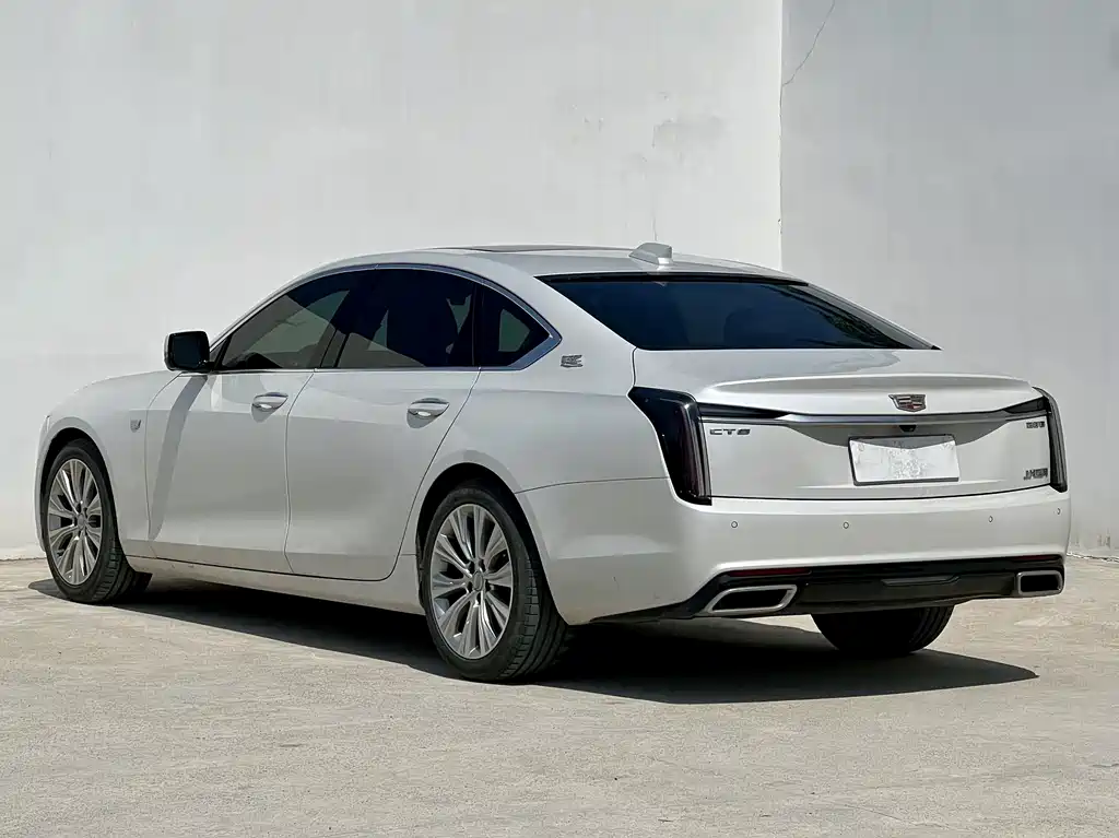 Cadillac CT6 — фото 3