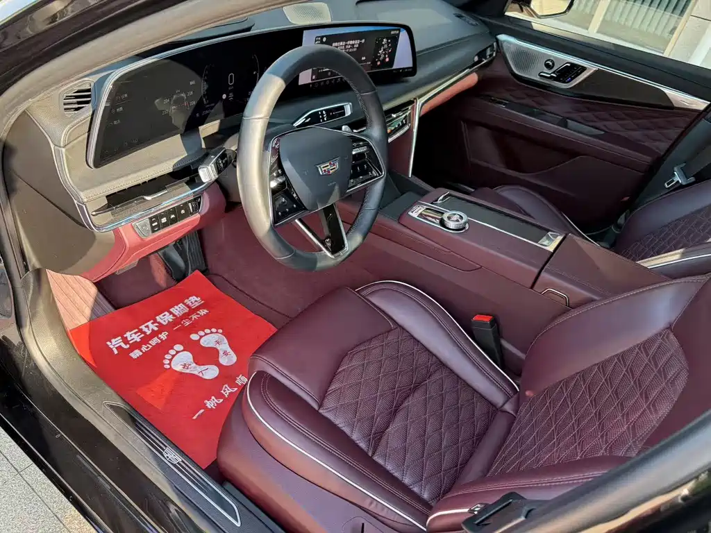 Cadillac CT6 — фото 7