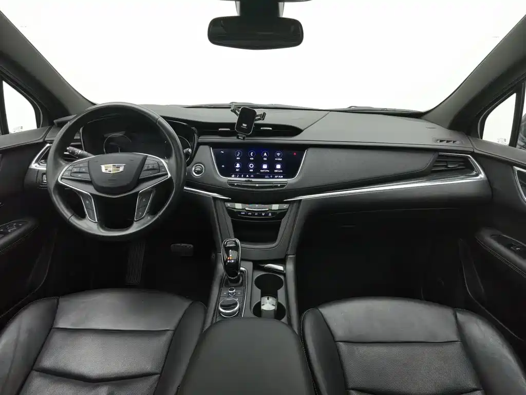 Cadillac XT5 — фото 5