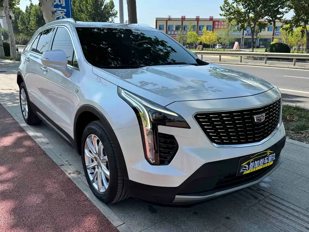 Cadillac XT4 — фото 3