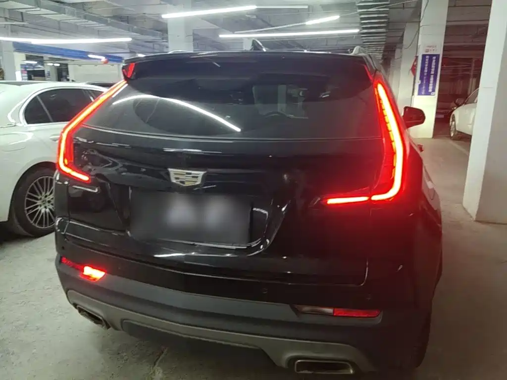 Cadillac XT4 — фото 6