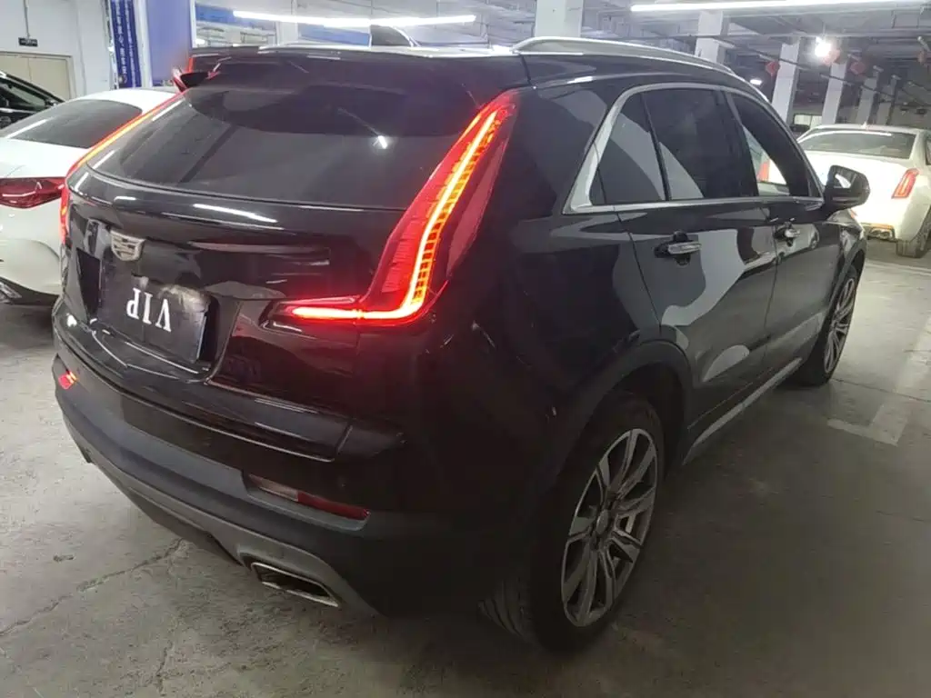 Cadillac XT4 — фото 7