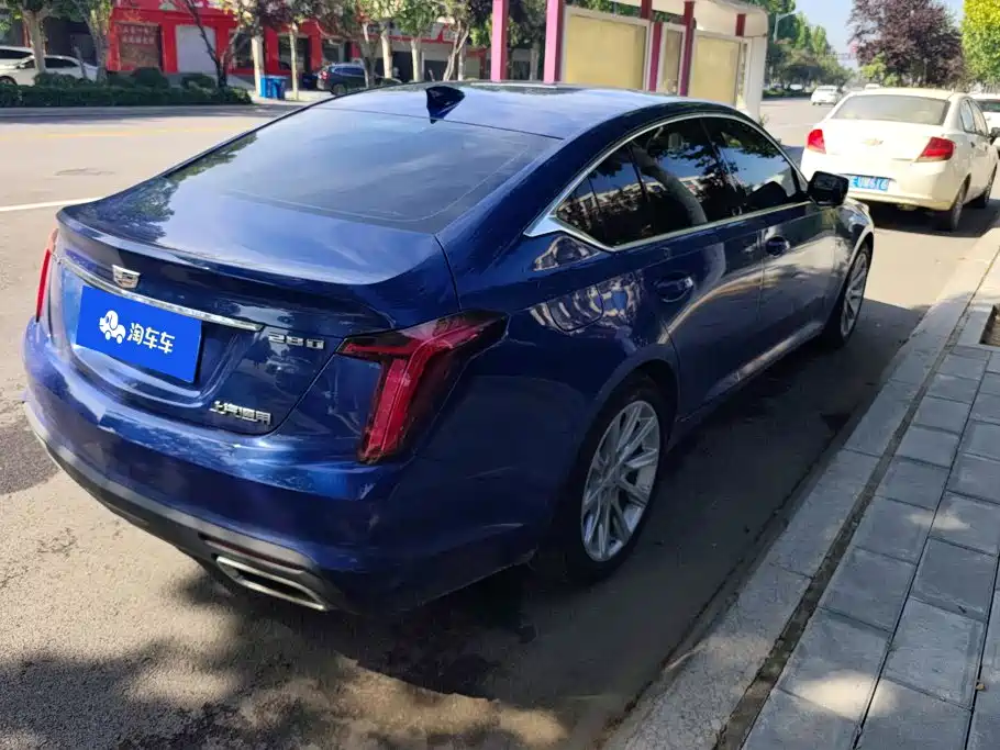 Cadillac CT5 — фото 3